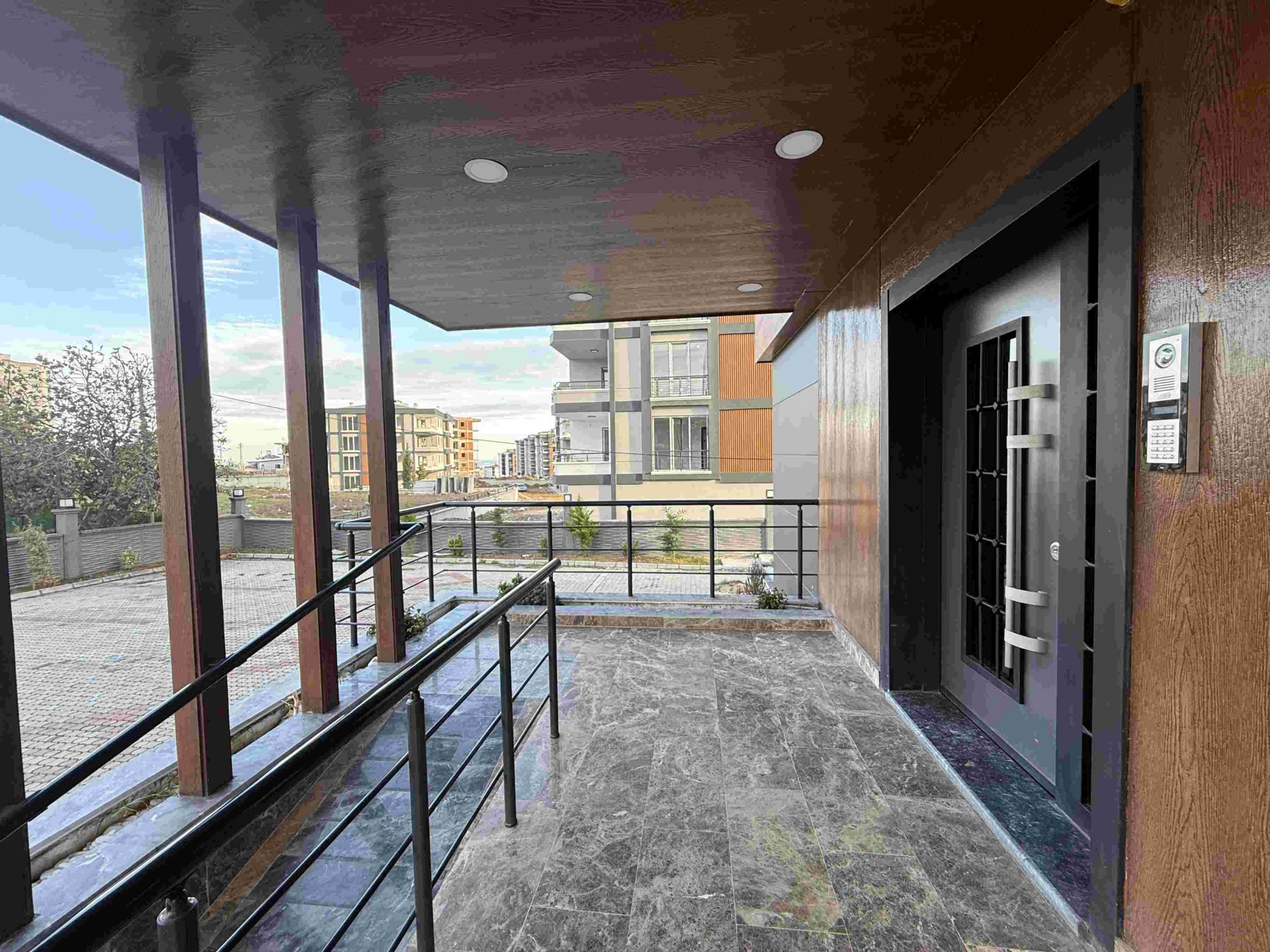 Atakum'da Lüks 2+0 Satılık Daire