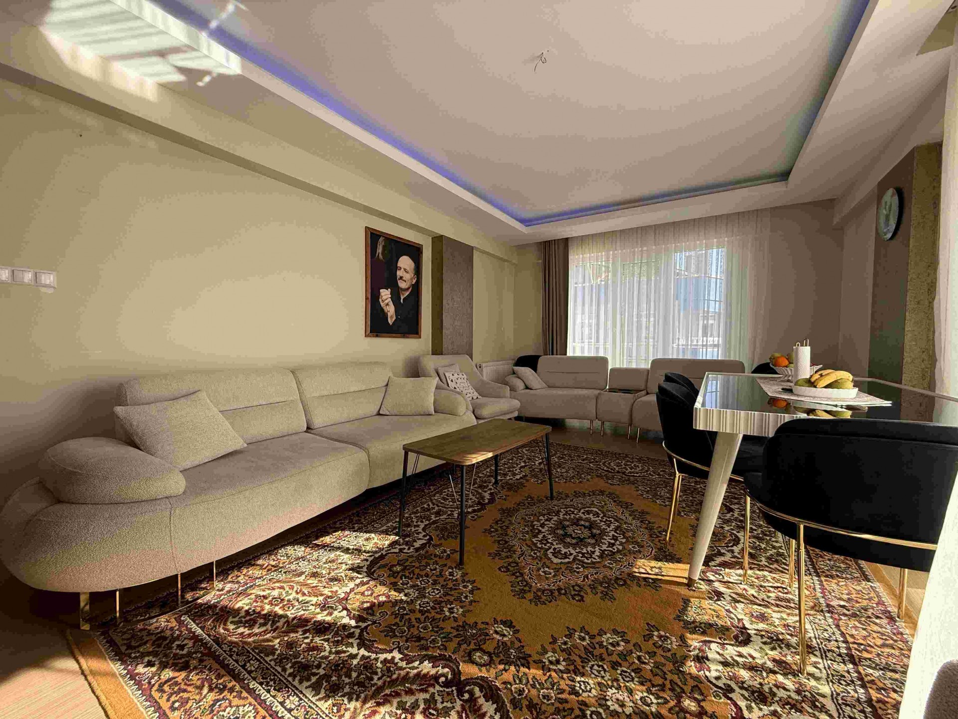 Atakum Ömürevlerinde Tramvayın Altında Kiralık Dübleks