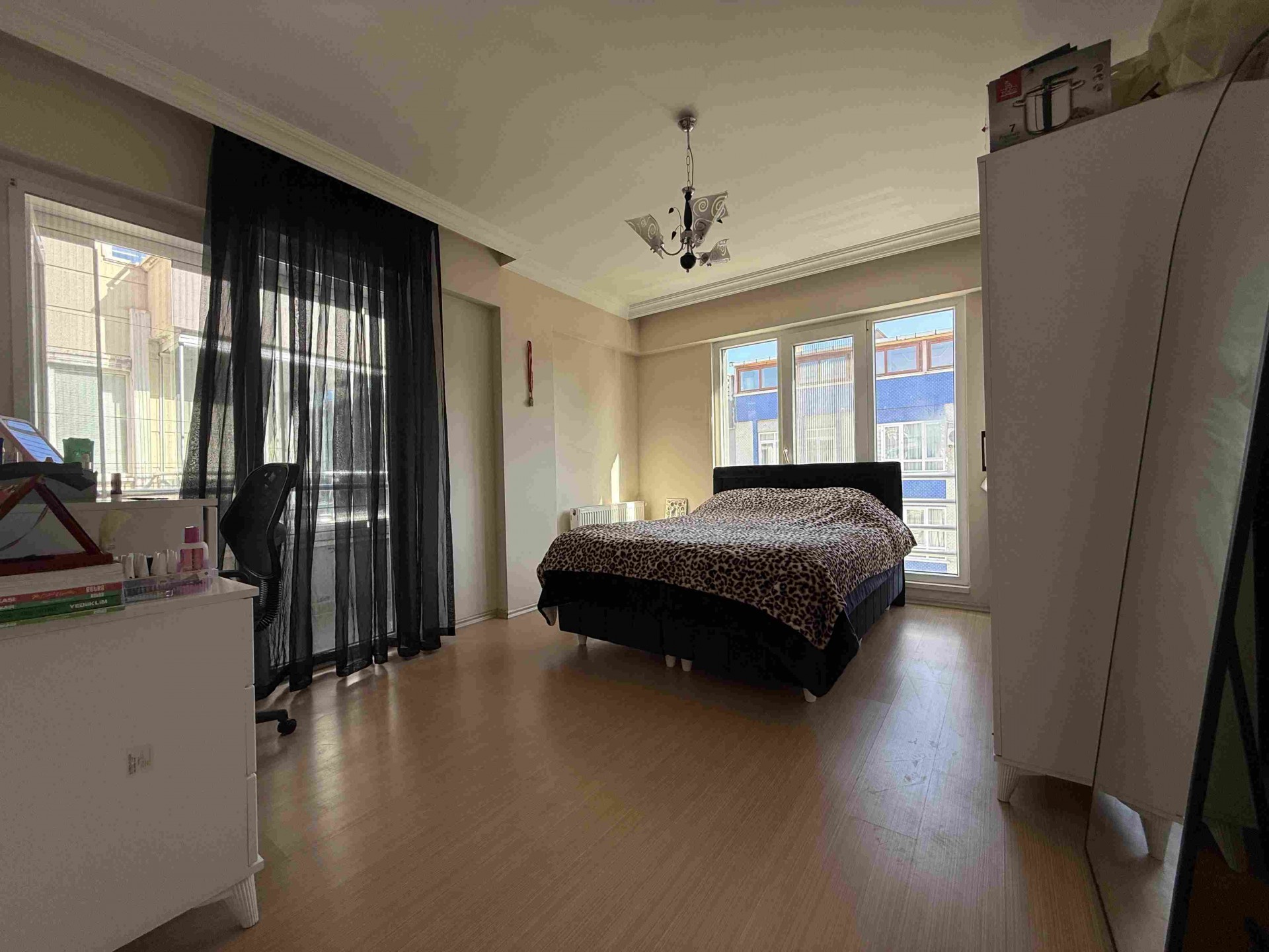 Atakum Ömürevlerinde Tramvayın Altında Kiralık Dübleks