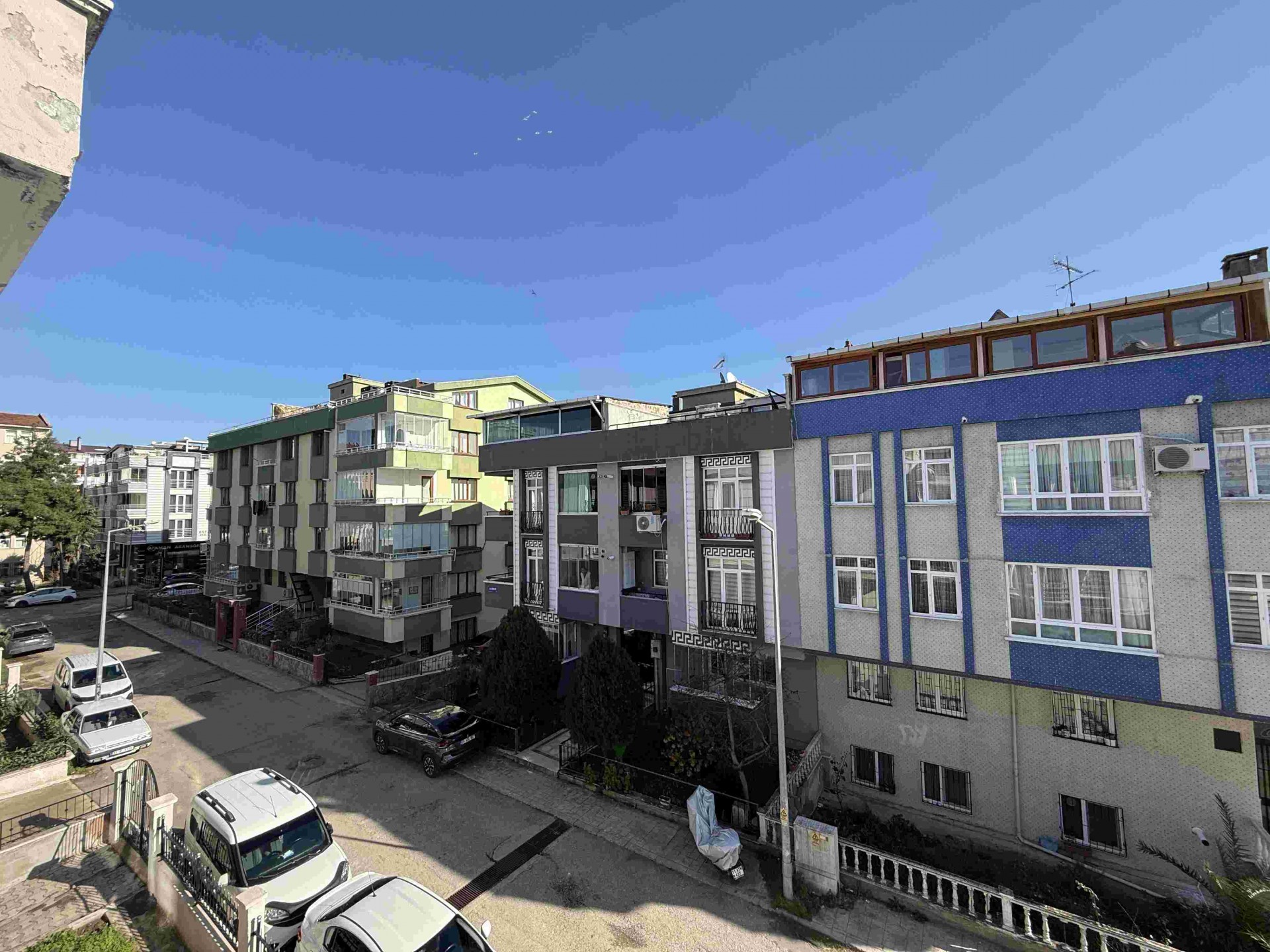 Atakum Ömürevlerinde Tramvayın Altında Kiralık Dübleks