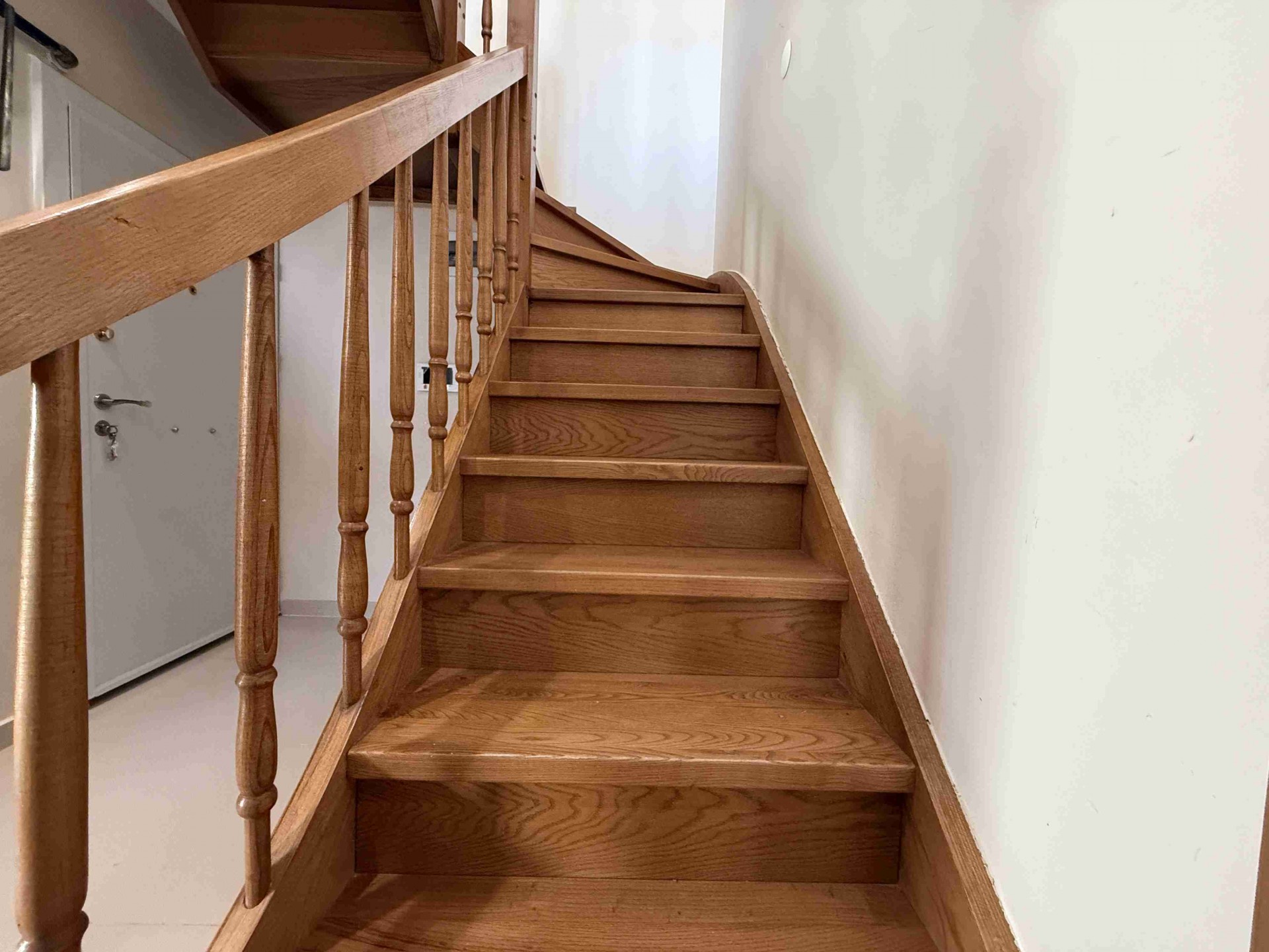 Atakum Ömürevlerinde Tramvayın Altında Kiralık Dübleks