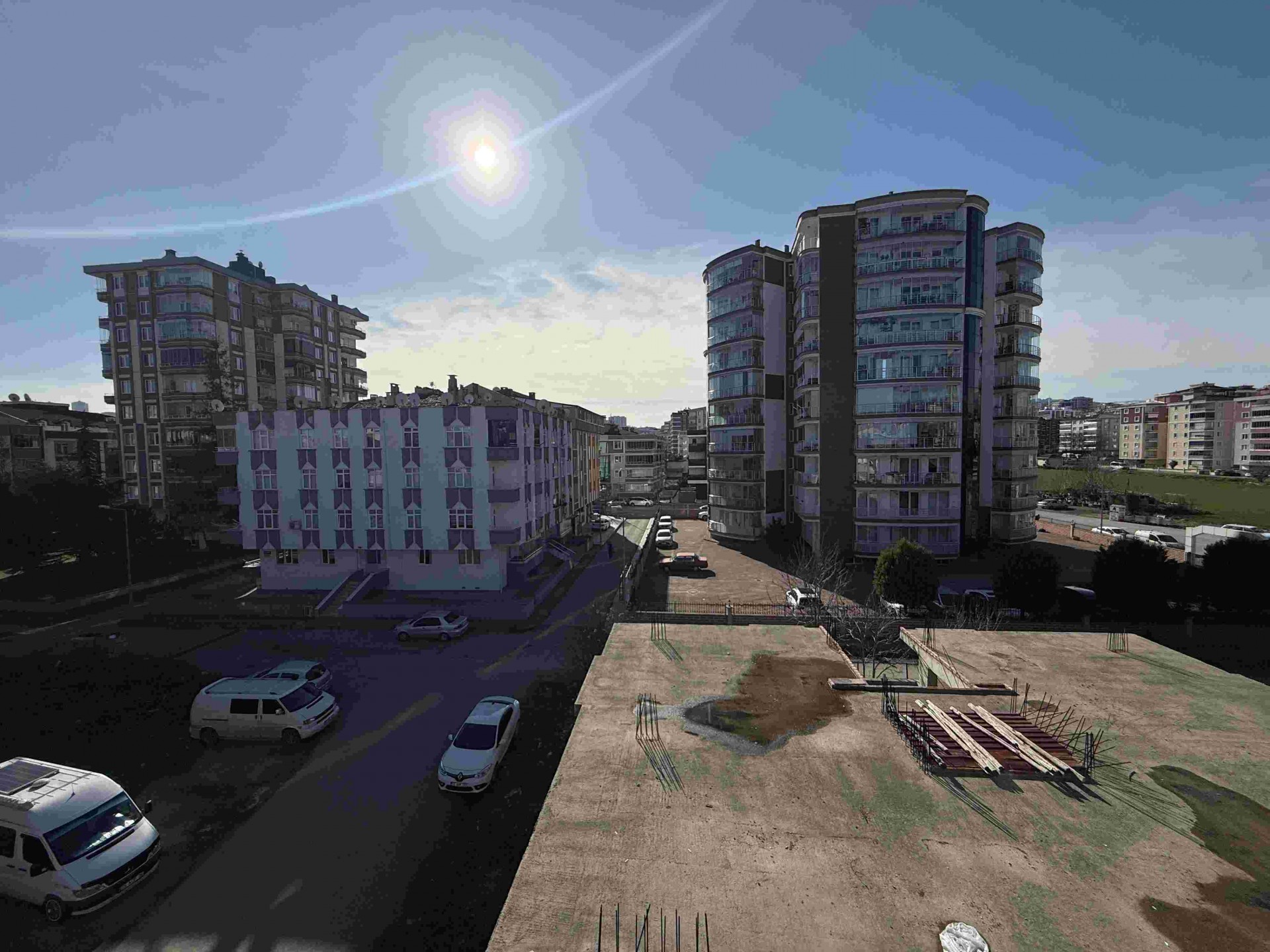 Atakum Ömürevlerinde Tramvayın Altında Kiralık Dübleks