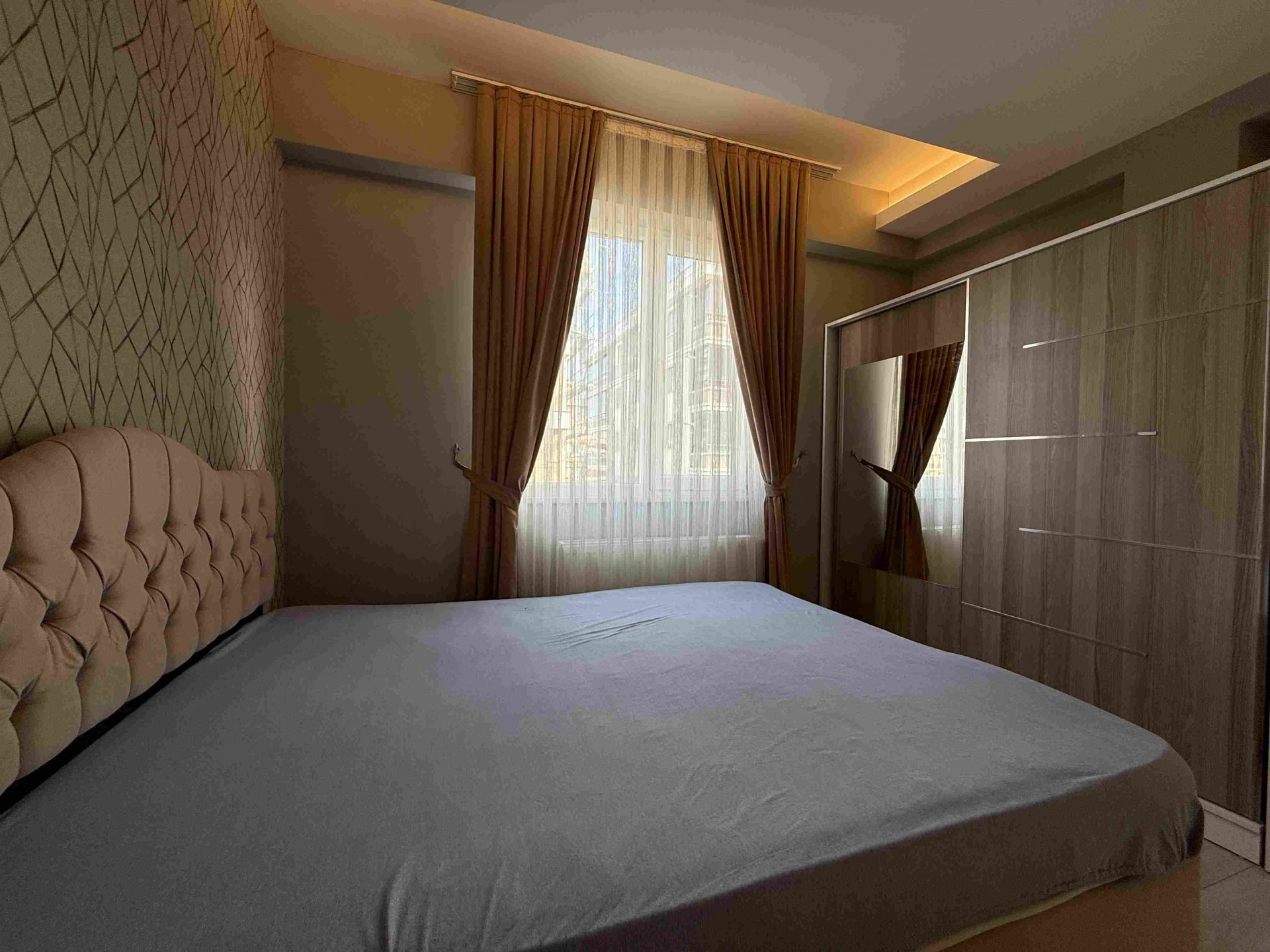 Atakum'da Tramvaya 2.bina Kiralık 1+1 Eşyalı Daire