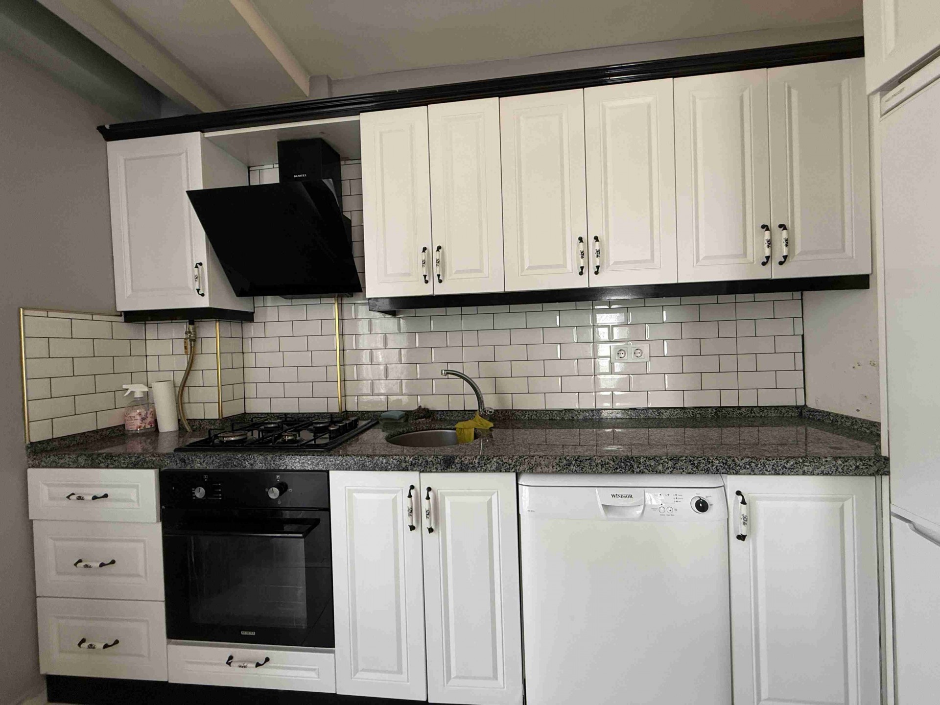 Atakum'da Tramvaya 2.bina Kiralık 1+1 Eşyalı Daire