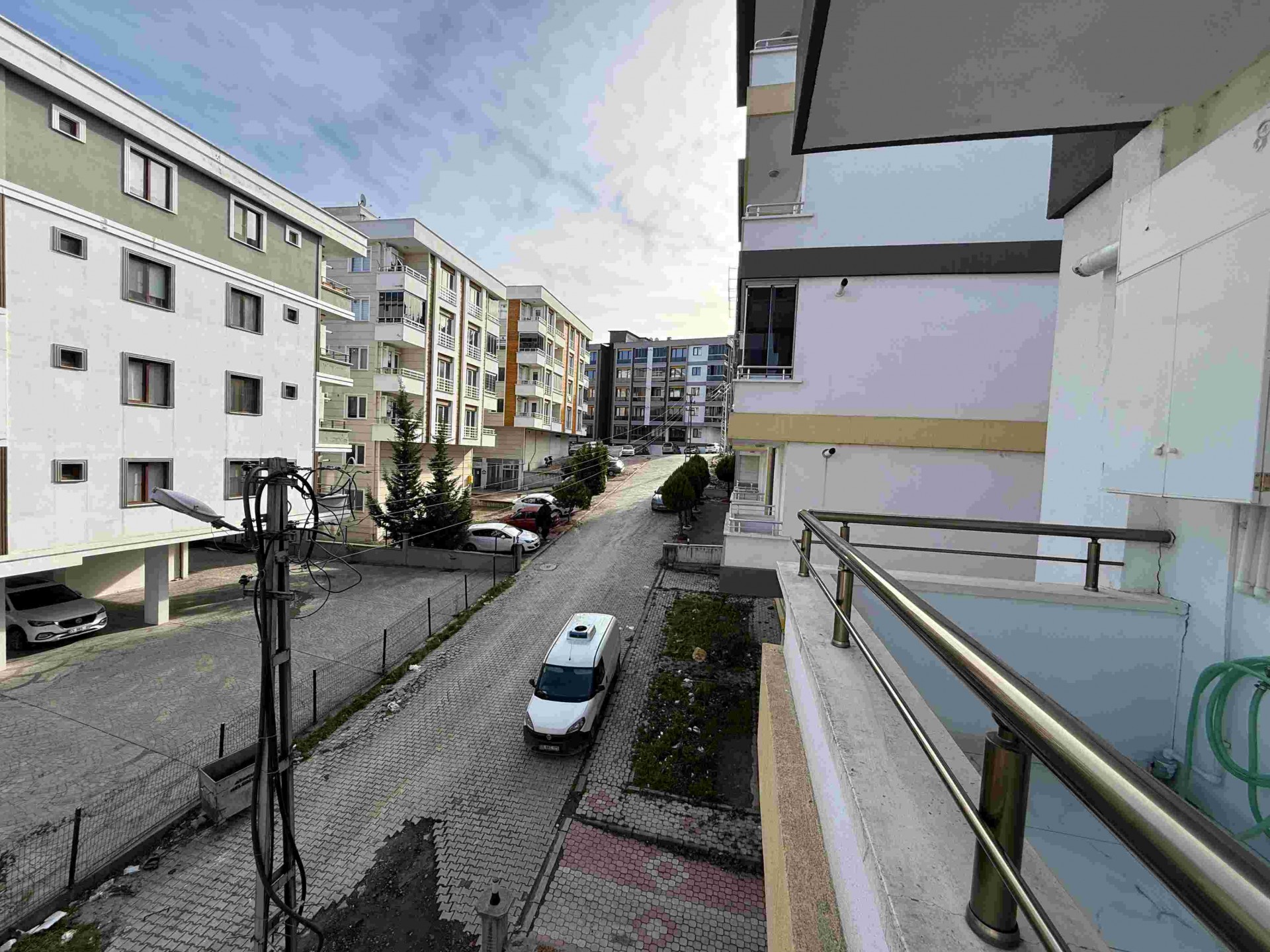 Atakum'da Tramvaya 2.bina Kiralık 1+1 Eşyalı Daire