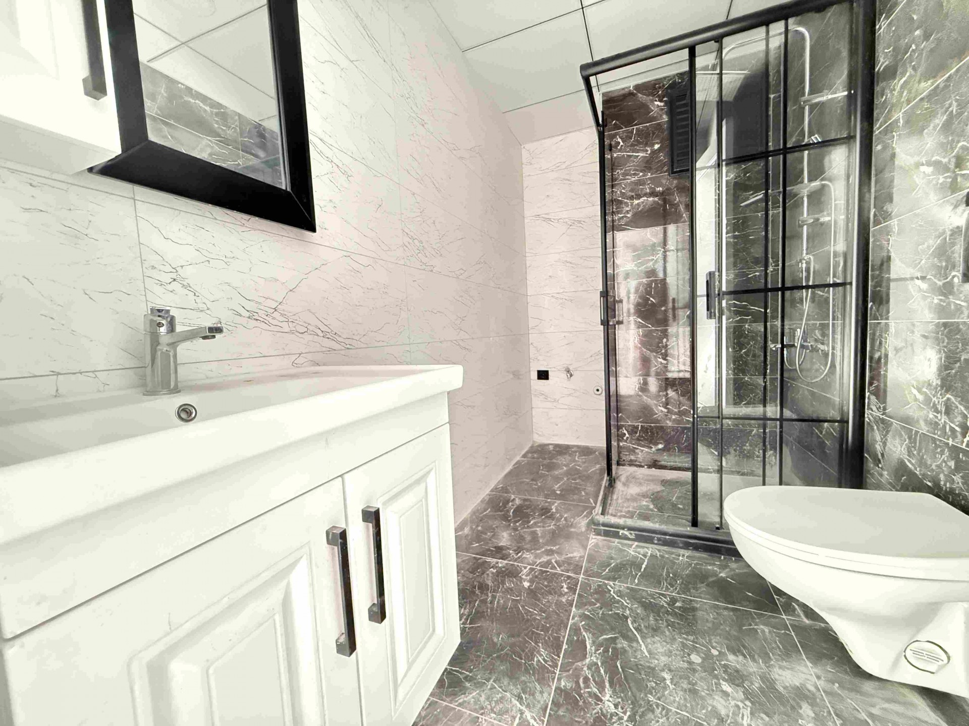 Atakumda RTE Bulvarına ve Balaç Yoluna Cephe Satılık Daire/Ofis