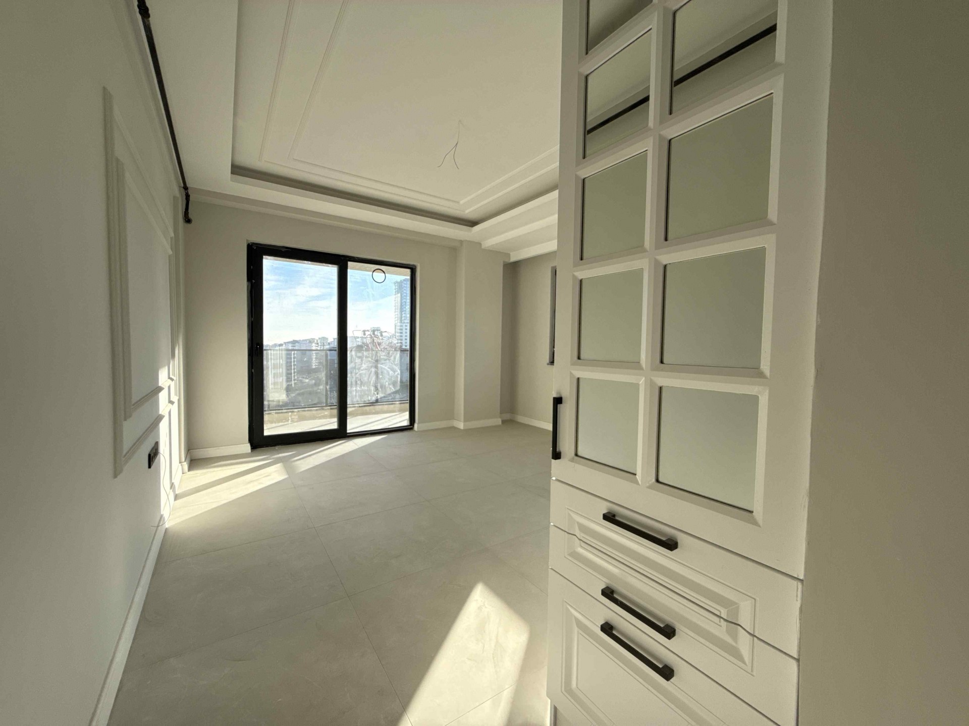 RTE Bulvarına ve Balaç Yoluna Cephe Kiralık Ofis/Daire