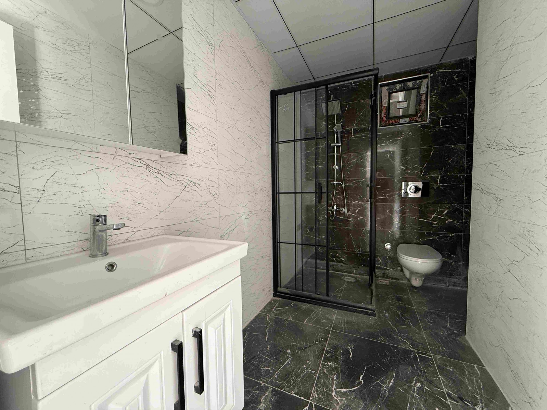 RTE Bulvarına ve Balaç Yoluna Cephe Kiralık Ofis/Daire