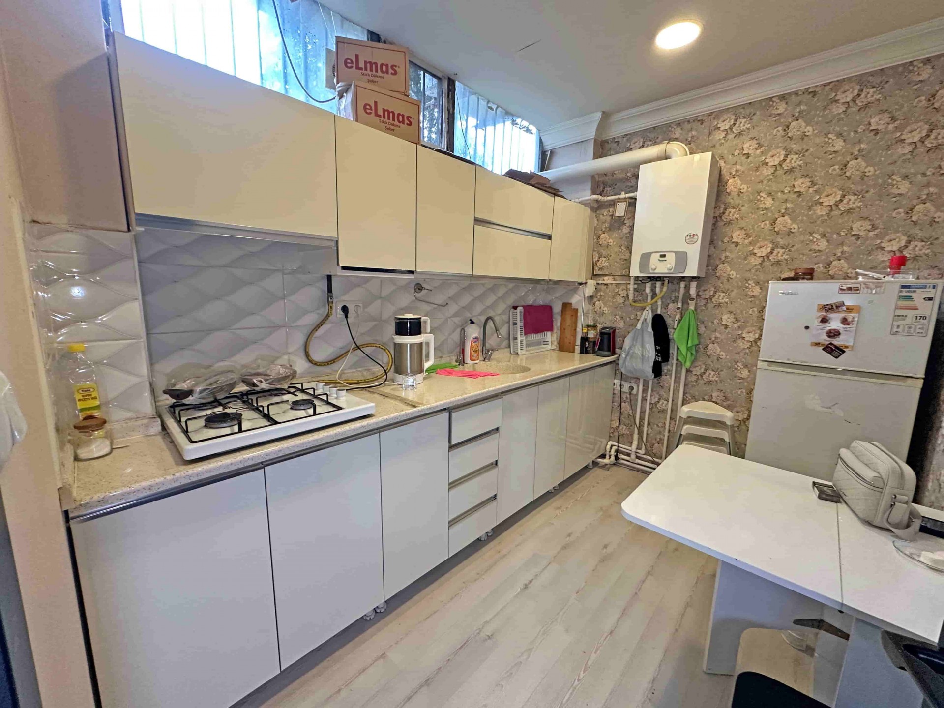 İlkadım Gazi Caddesinde Devren Satılık Kuaför/Güzellik Merkezi