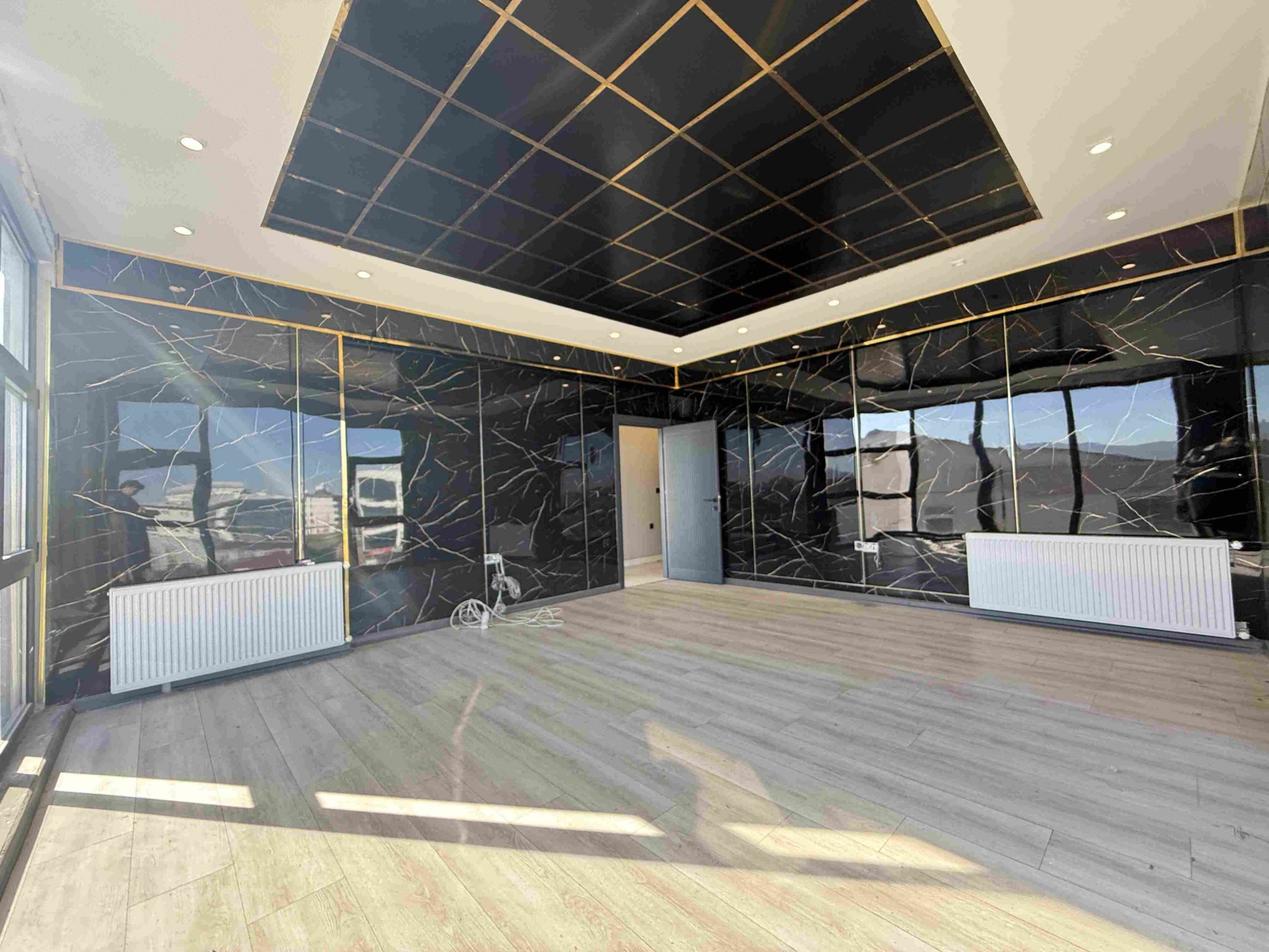 RTE Bulvarına cephe Yüksek Tabela Değerine Sahip Kiralık Ofis