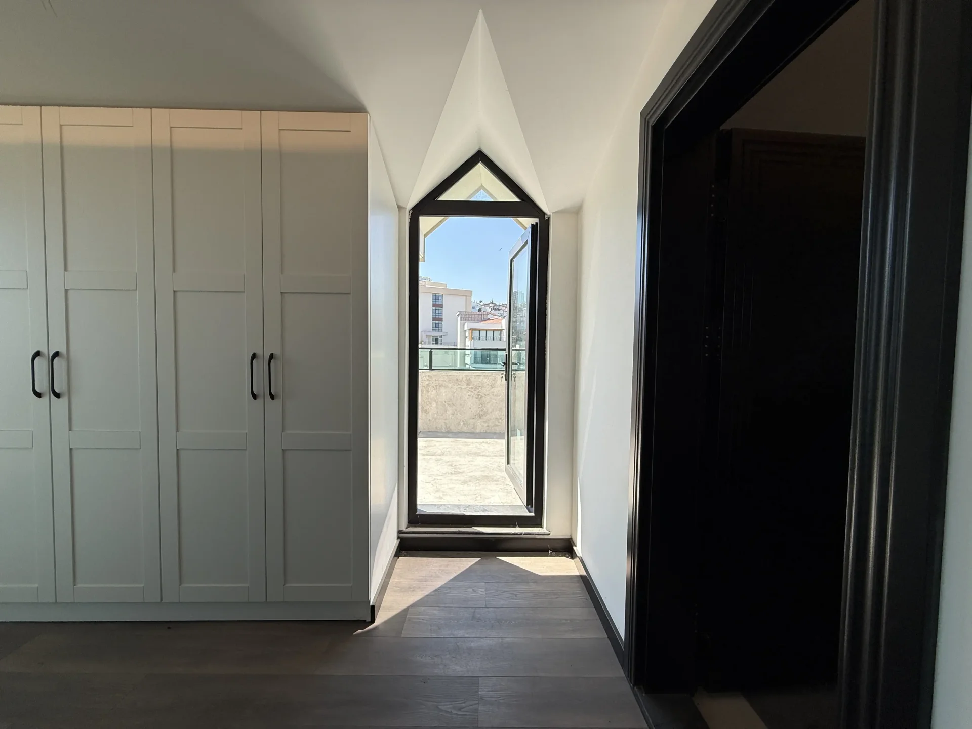 Panoramik Deniz Manzaralı,Akıllı Ultra Lüks Villa