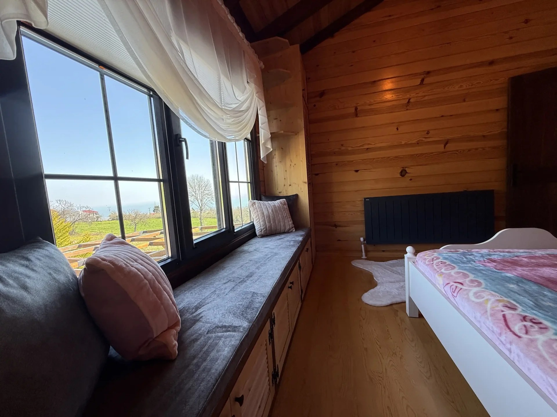 Doğal Yaşam Arayanlara | Deniz & Orman Manzaralı Müstakil Villa