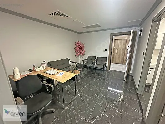 İlkadım'da Borkonut Center İş Merkezinde Satılık Ofis