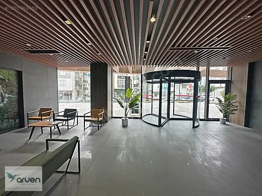 İlkadım'da Borkonut Center İş Merkezinde Satılık Ofis