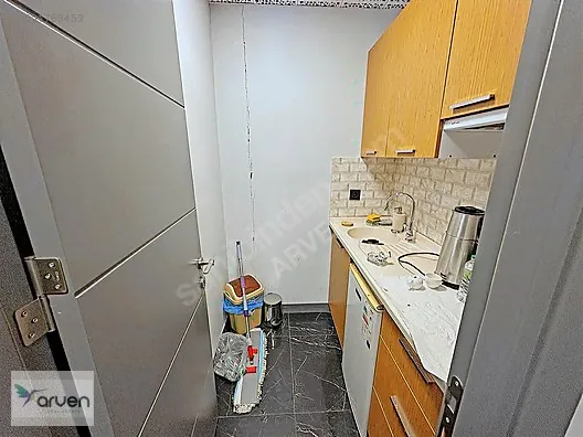 İlkadım'da Borkonut Center İş Merkezinde Satılık Ofis