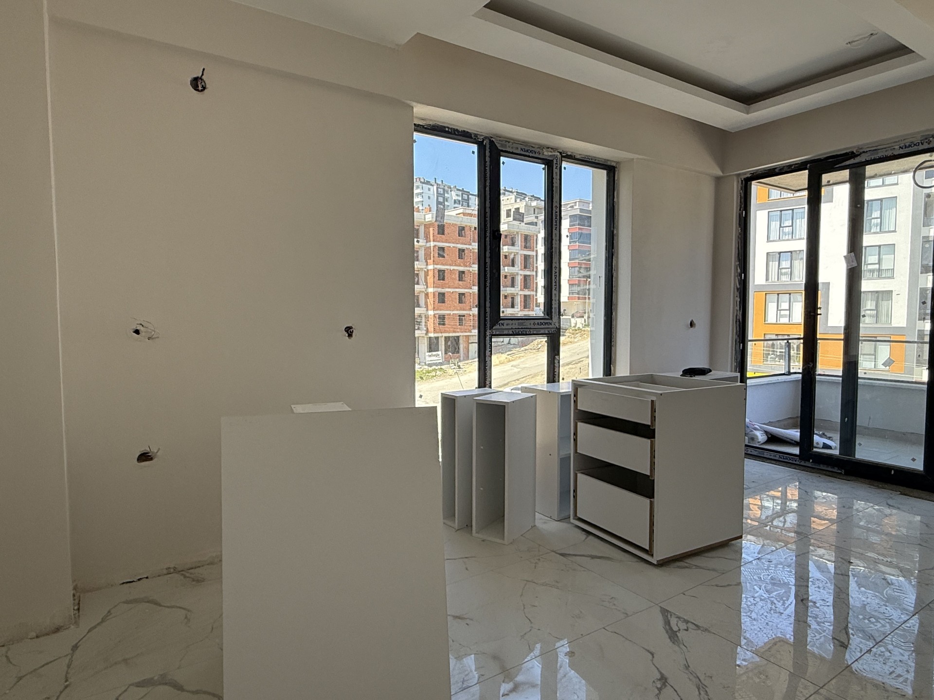 Toplu Konut Bulvarı Cepheli 1+1 | Ana Yol Üzeri | Yatırımlık