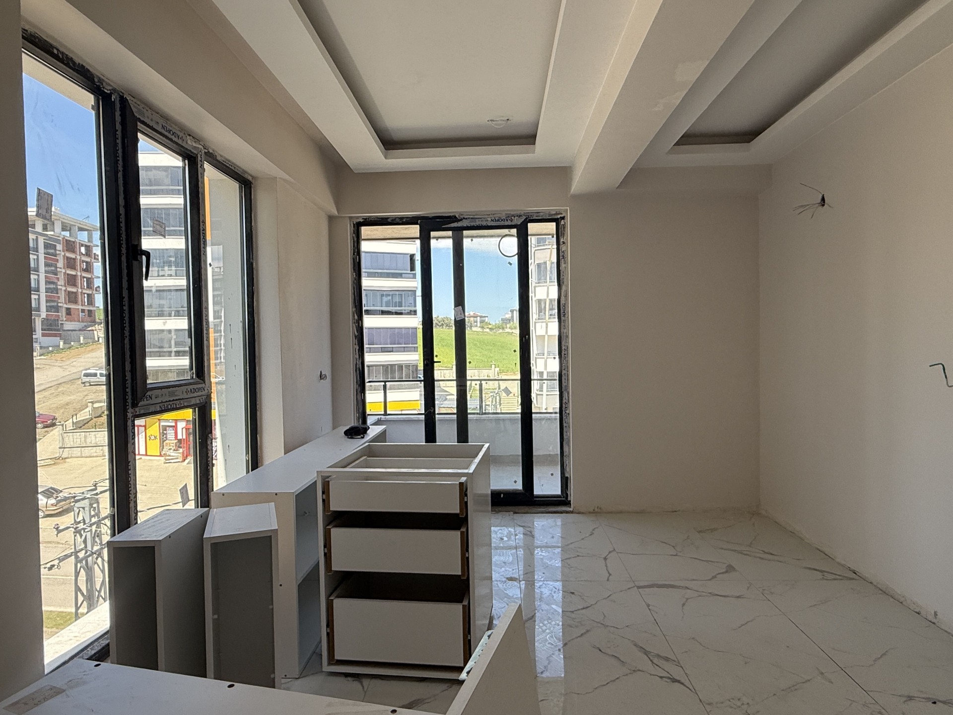 Toplu Konut Bulvarı Cepheli 1+1 | Ana Yol Üzeri | Yatırımlık