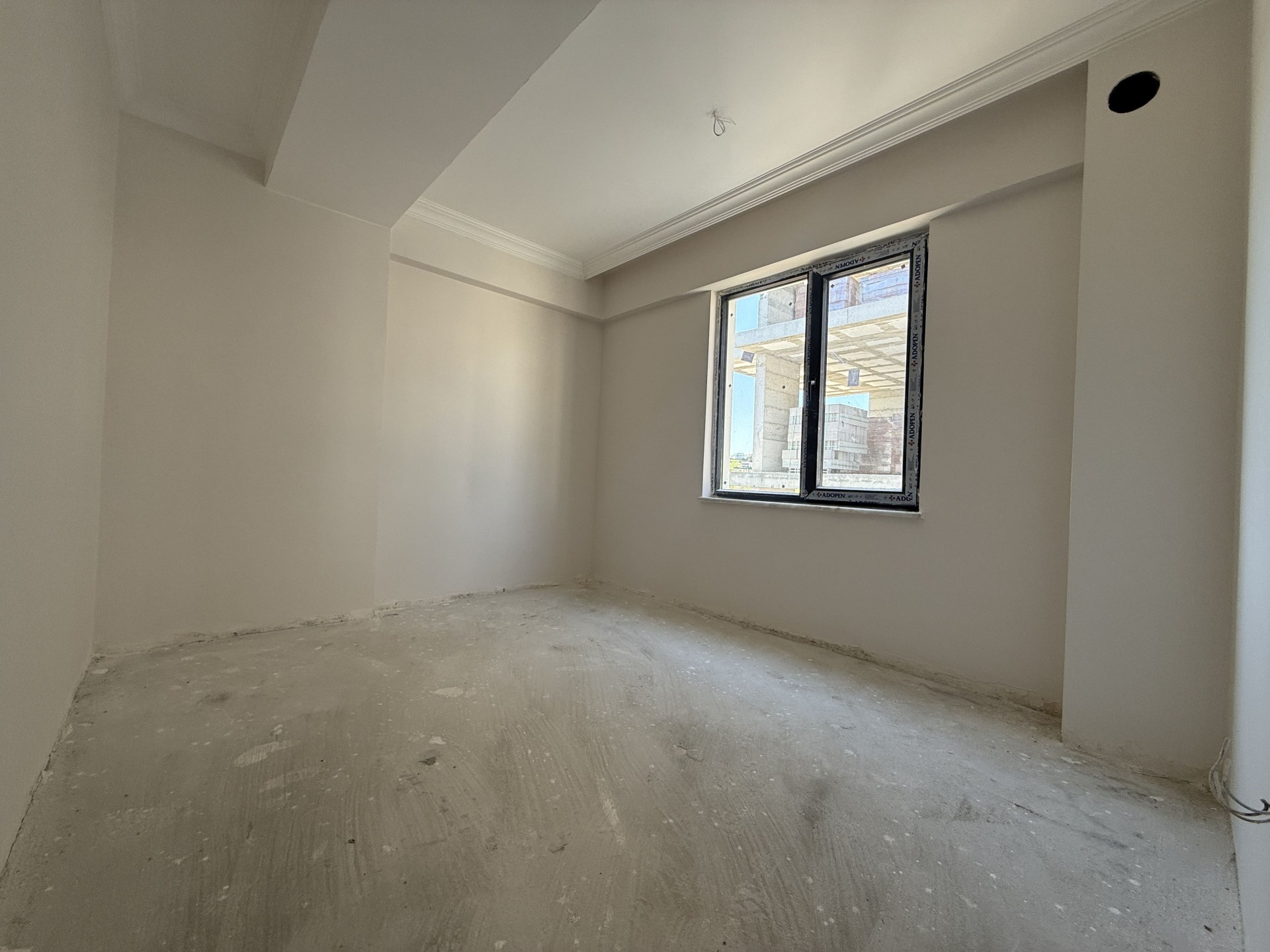 Toplu Konut Bulvarı Cepheli 1+1 | Ana Yol Üzeri | Yatırımlık