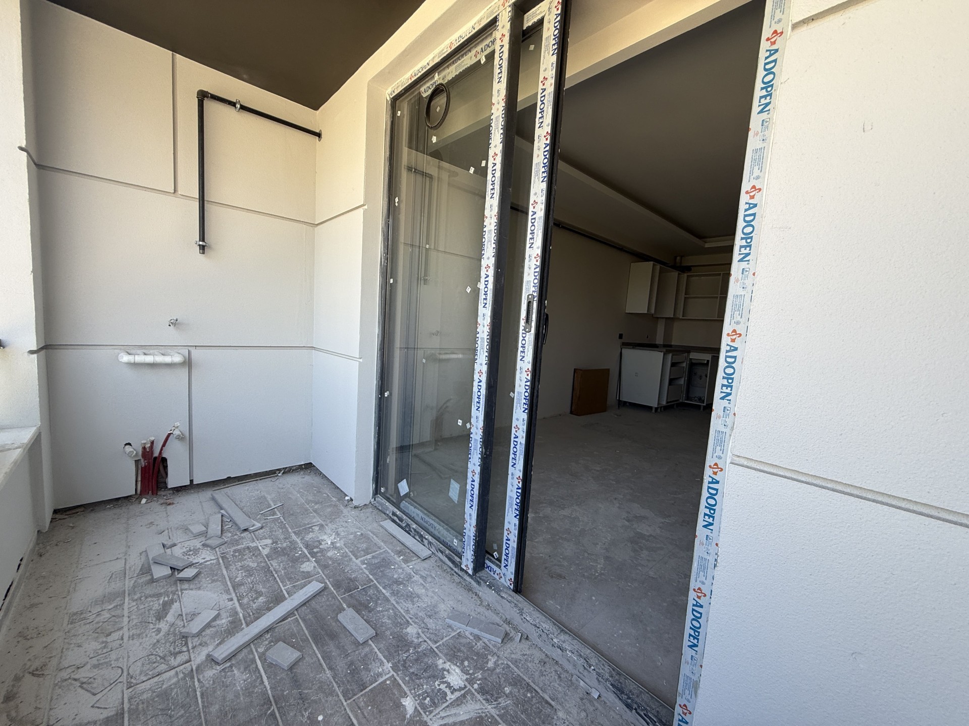 Toplu Konut Bulvarında Cephe Fırsat 1+1 Daire