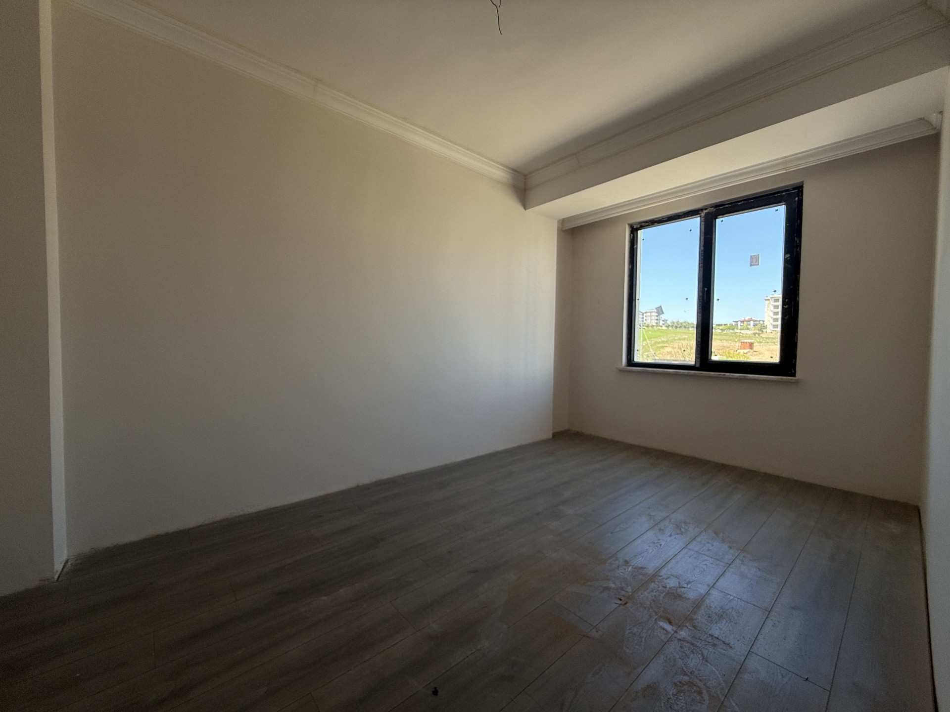 Toplu Konut Bulvarında Cephe Fırsat 1+1 Daire