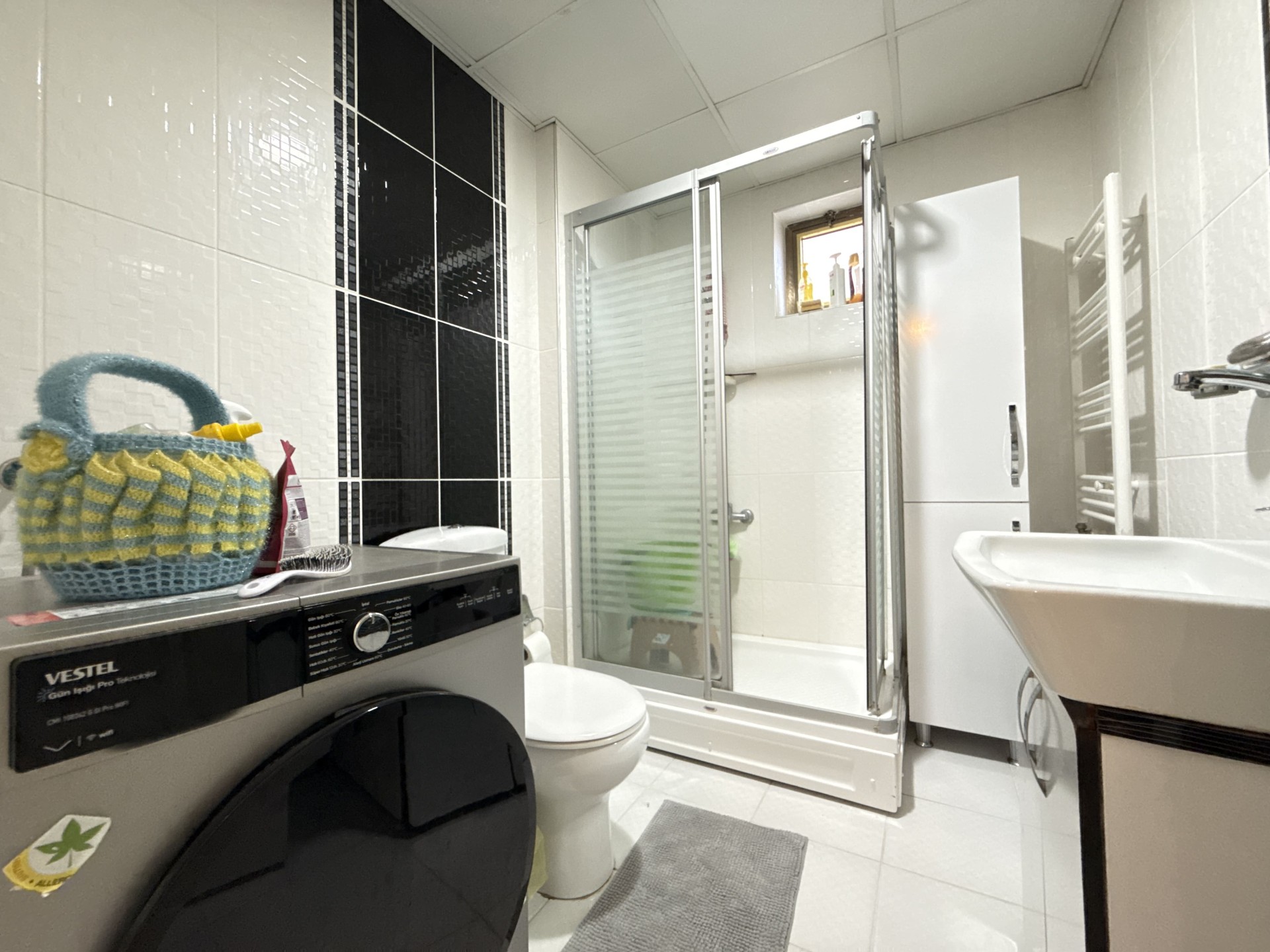 ATAKUM ESENEVLERDE TRAMVAYIN ALTI GENİŞ 2+1 DAİRE