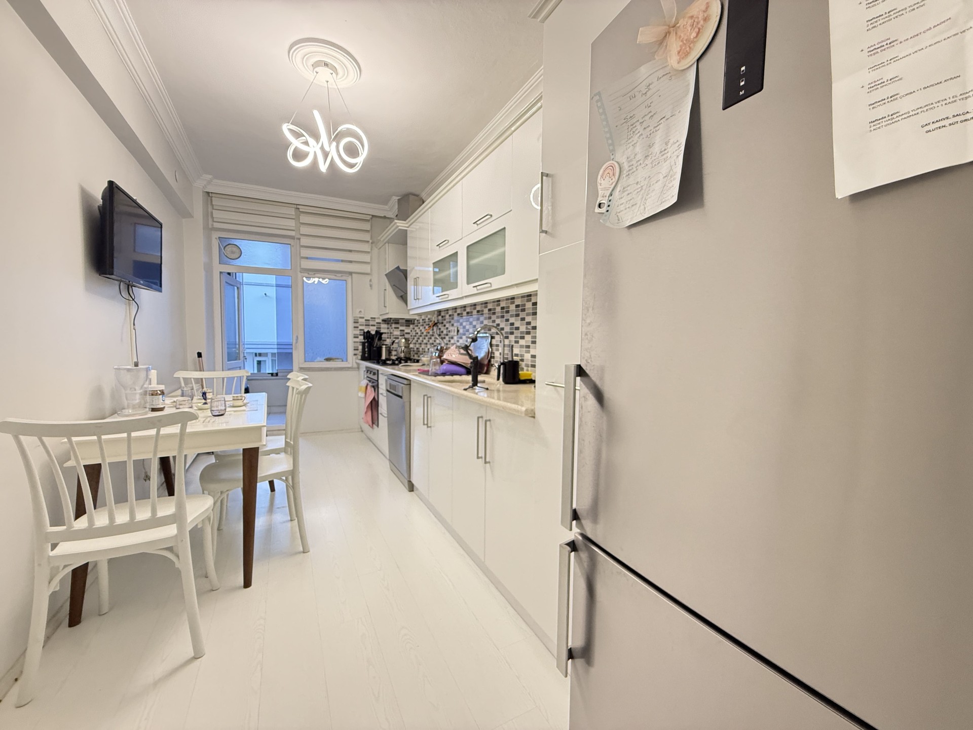 ATAKUM ESENEVLERDE TRAMVAYIN ALTI GENİŞ 2+1 DAİRE